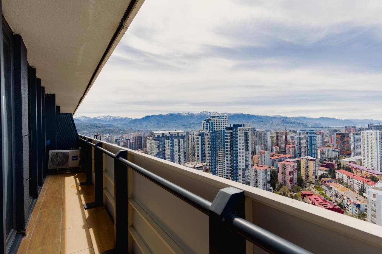 Apartamento Grand City Real Estate Batumi Exterior foto