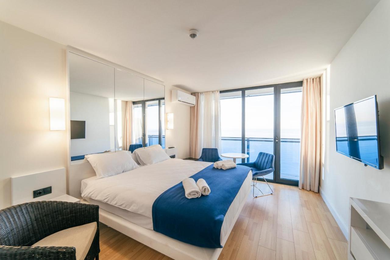 Apartamento Grand City Real Estate Batumi Exterior foto